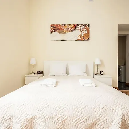 Elegant Apartment Foksal *