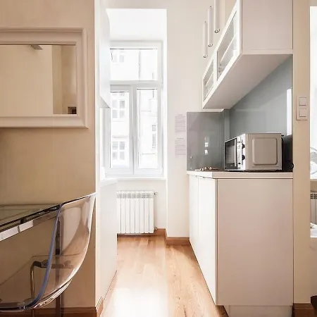 Elegant Apartment Foksal Warsaw