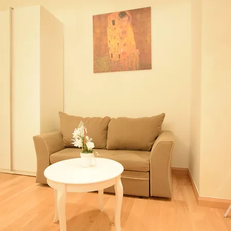 Elegant Foksal Apartman Varsó