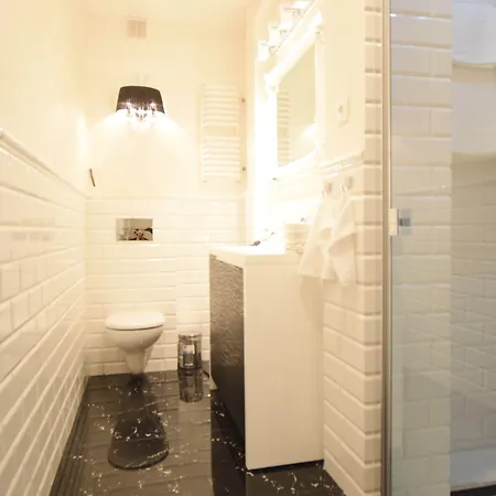 Elegant Foksal * Varsó